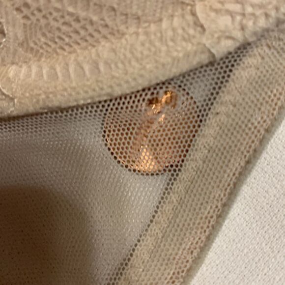 Victoria's Secret size 40 C push-up padded bra - Picture 10 of 10